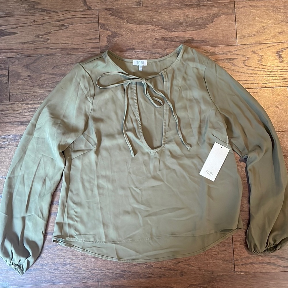 3 for $20🌸 NWT Blouse